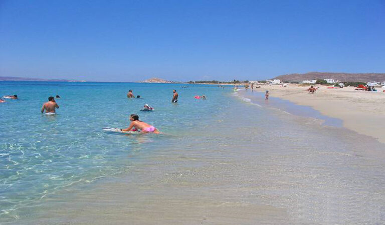 glyfada beach naxos8 768x449
